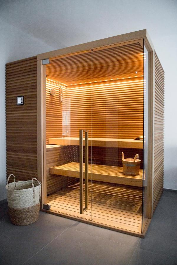 A Casa Di Ru, Bellissimo Appartamento Con Sauna モノーポリ エクステリア 写真