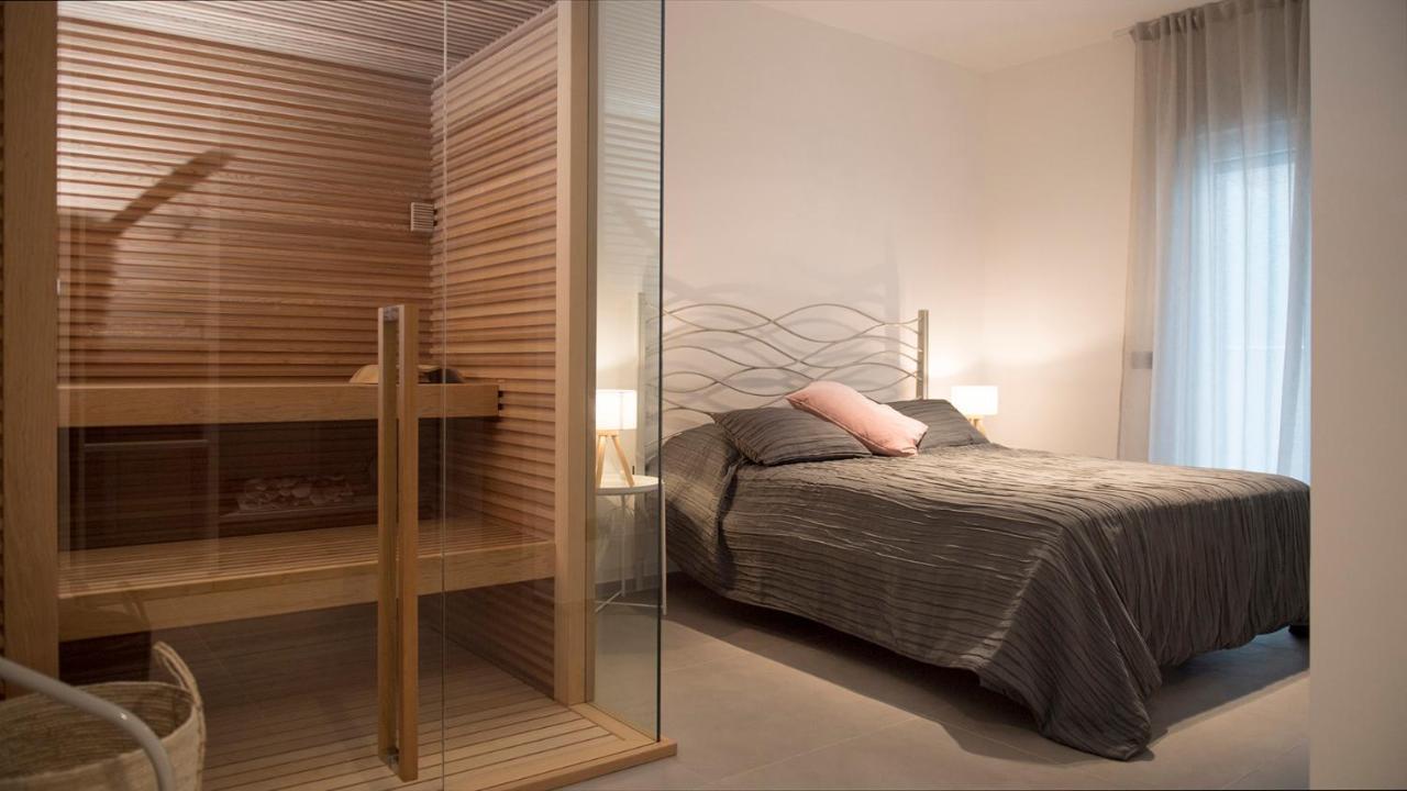 A Casa Di Ru, Bellissimo Appartamento Con Sauna モノーポリ エクステリア 写真